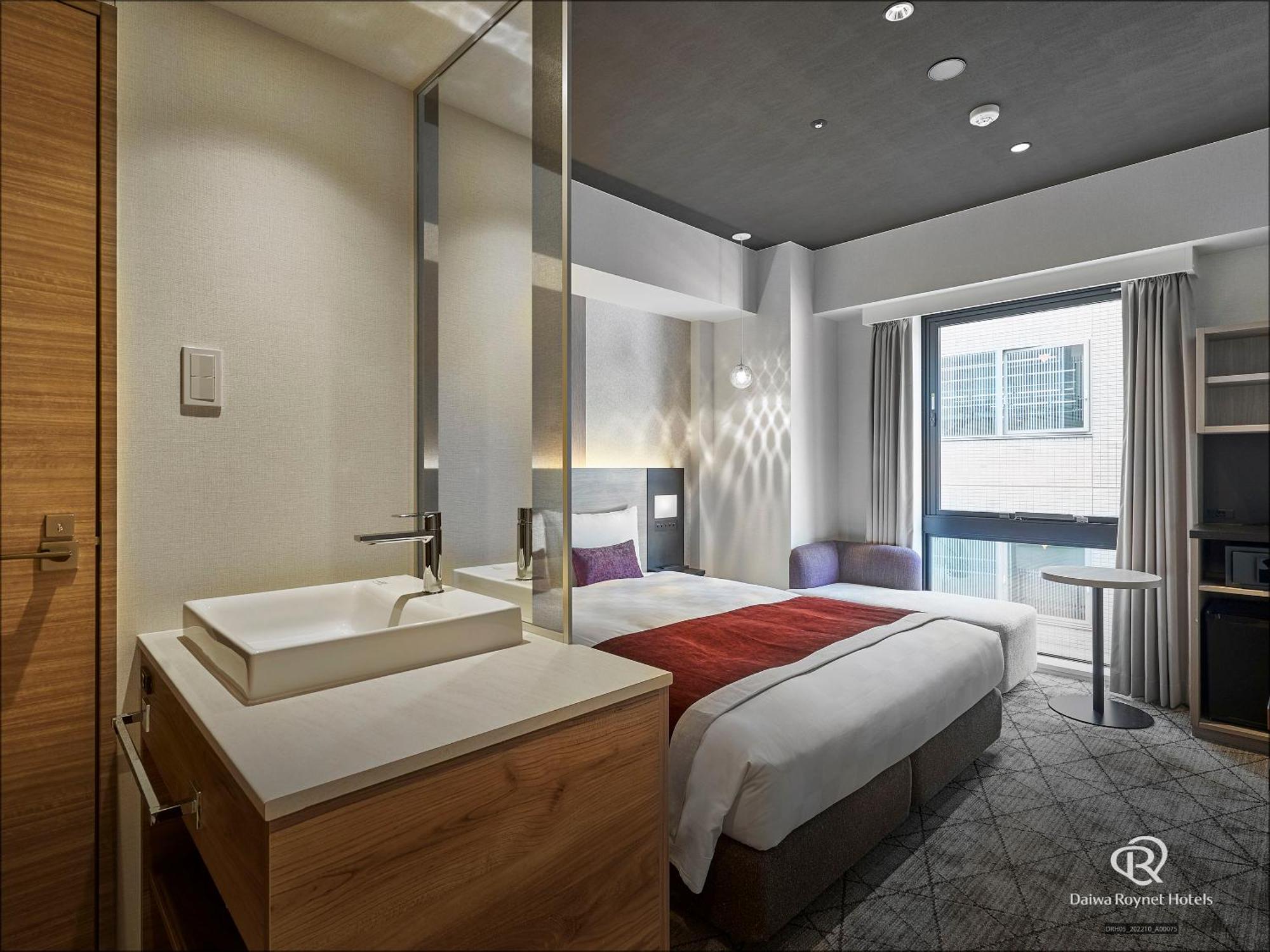 Daiwa Roynet Hotel Osaka Sakaisuji Honmachi Premier Exterior photo